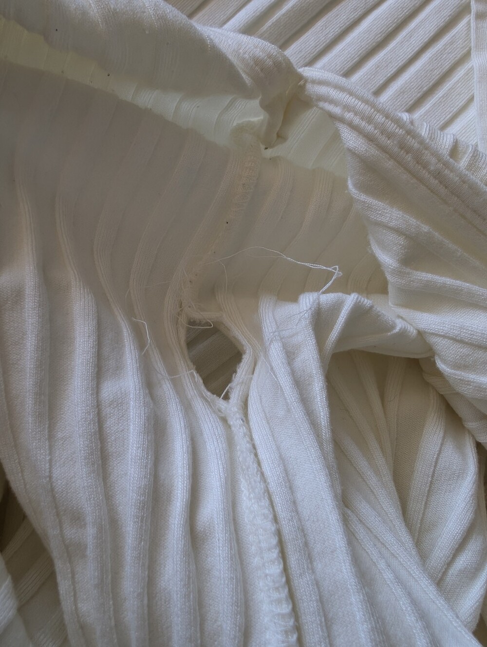Lacoste 🐊 Ribbed Maxi - Picture 11 of 11